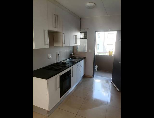 2 BEDROOM HOUSE FOR SALE IN FLEURHOF